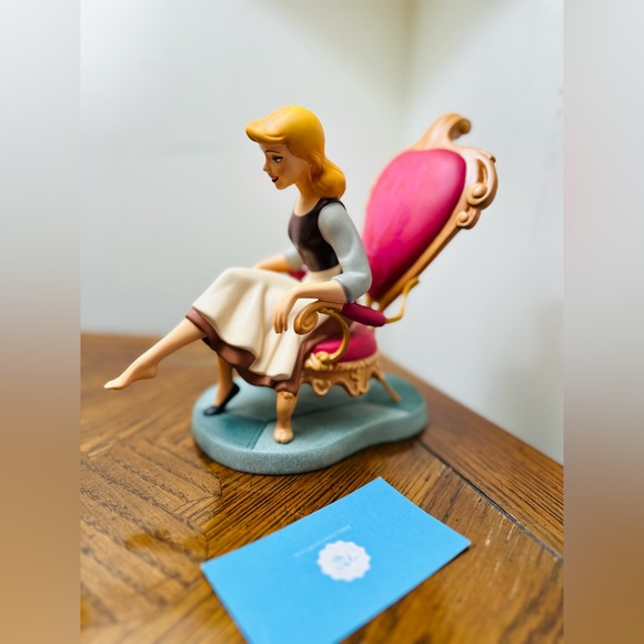 Disney - Picture 6 of 7